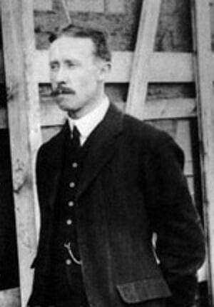 J.W.Dunne